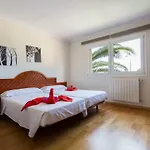 Villa Alzinita